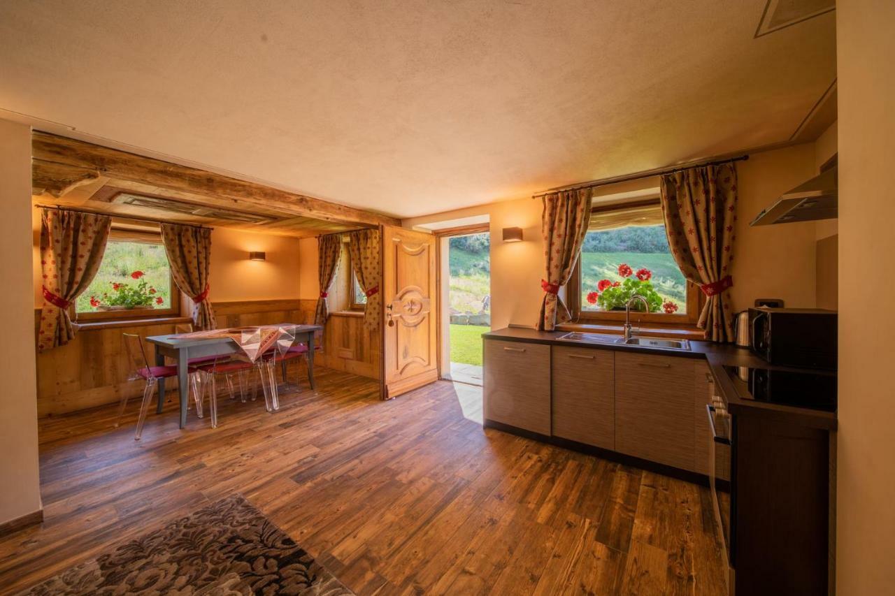 Casa Vacanze Petit Haury - Alloggi Ad Uso Turistico Vda Arvier N 0039 E N 0040 - Exterior foto